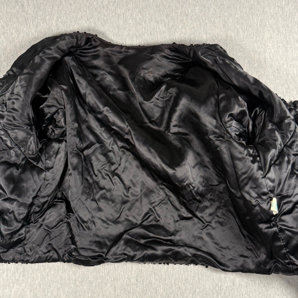 Vintage Union Made ILGWU Black Sequin Cropped Bolero Jacket w/ Frog Closure - Picture 14 of 16